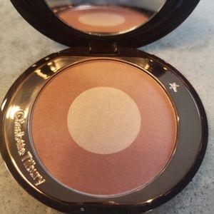 Charlotte Tilbury Cheek to Chic Swish & Glow Blush